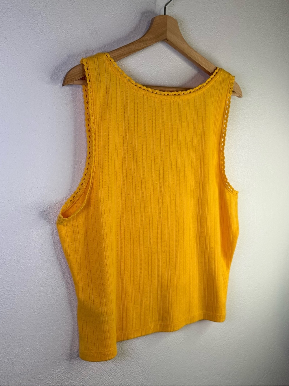 GAP Pointelle Scoopneck Henley Tank Top in Banana Women's Size XL 100% Cotton - Picture 13 of 16